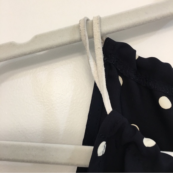 Flowy halter-style top. Size L - Picture 7 of 7